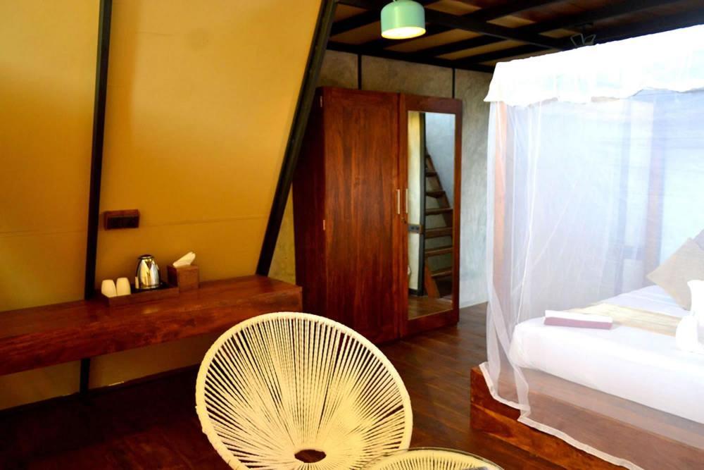 Kottawatta River Bank Resort Uda Walawe Extérieur photo