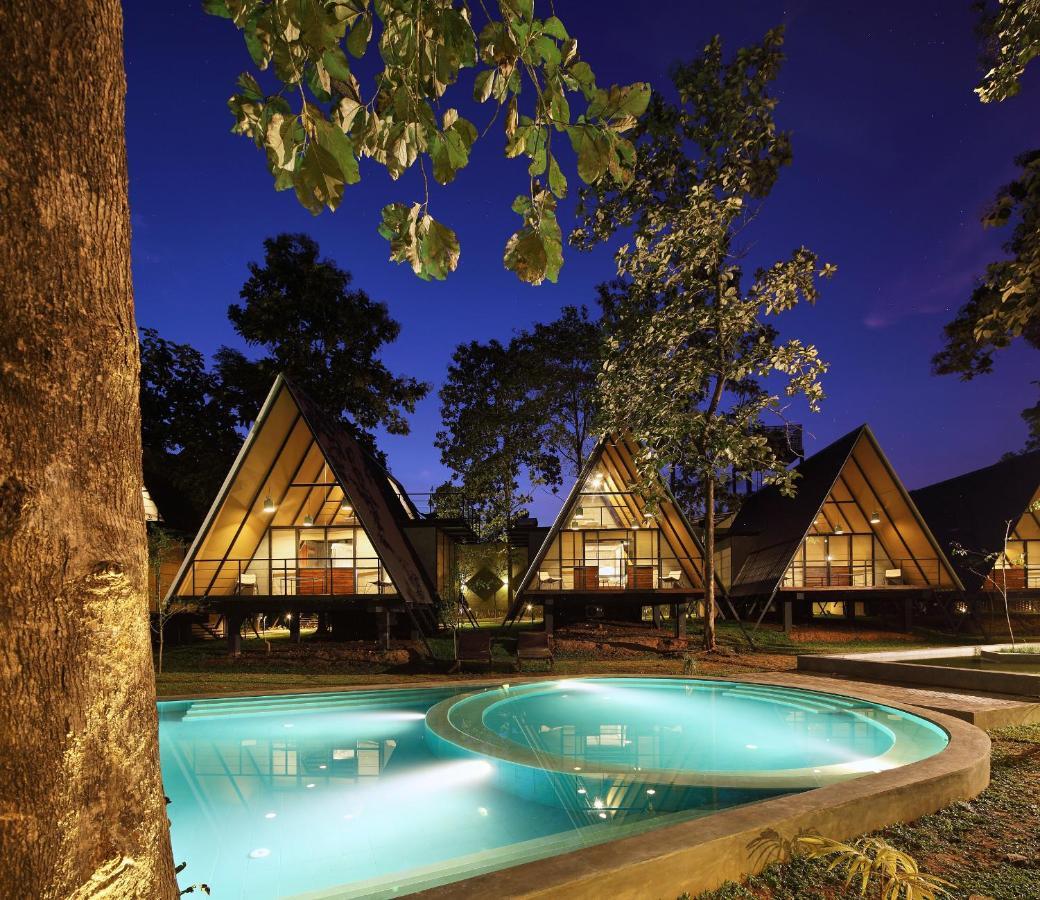 Kottawatta River Bank Resort Uda Walawe Extérieur photo